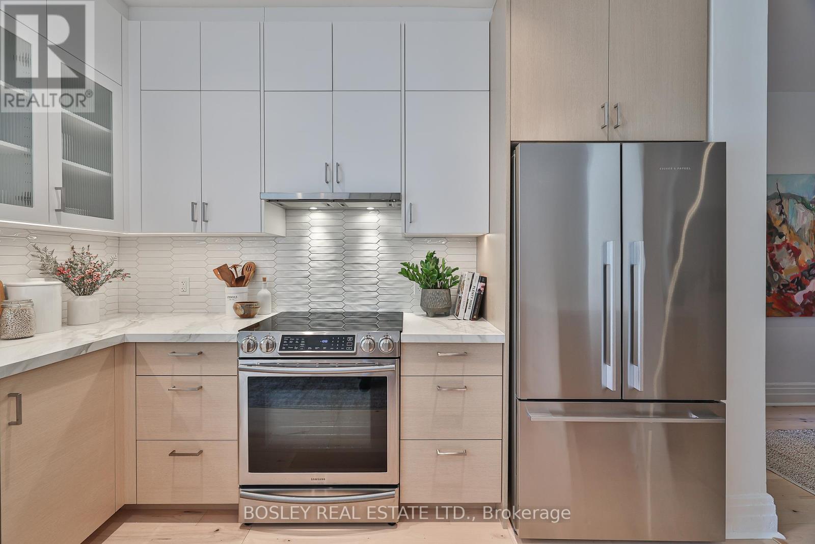 Photo 4 of 21 A Grafton Avenue, Toronto ON