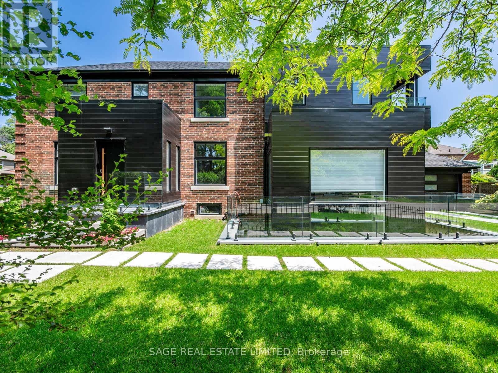 Photo 1 of 159 Humbervale Boulevard, Toronto ON