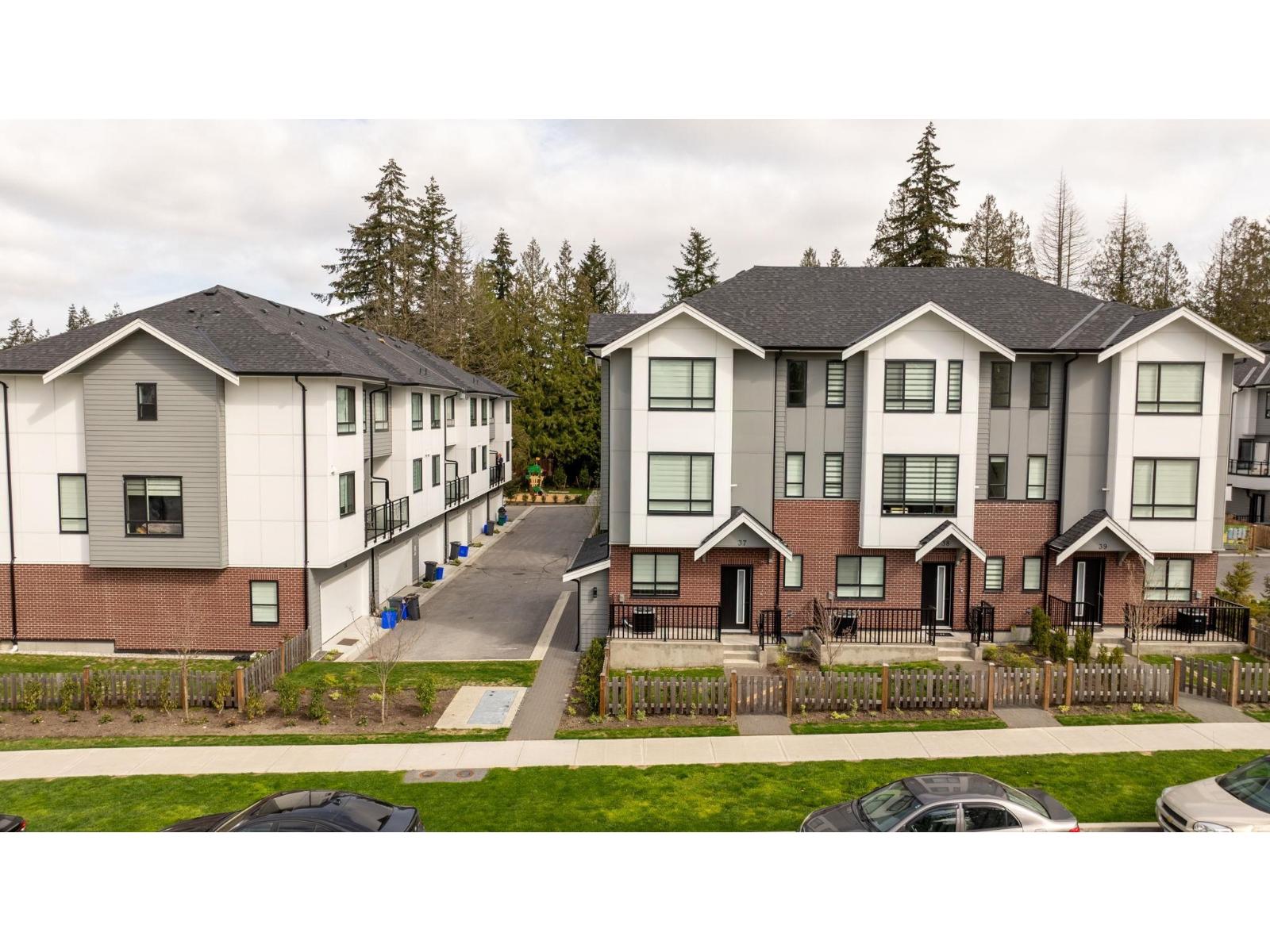 Photo 36 of 37 12635 63 Avenue, Surrey BC