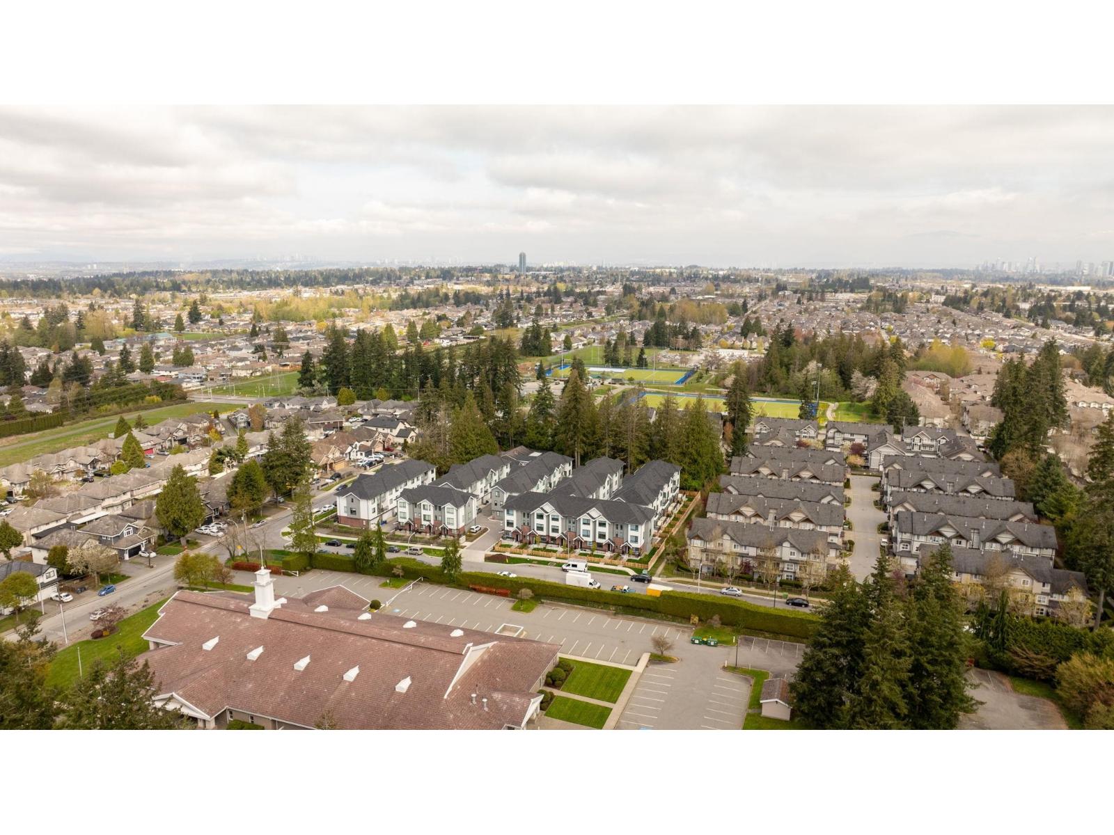 Photo 38 of 37 12635 63 Avenue, Surrey BC