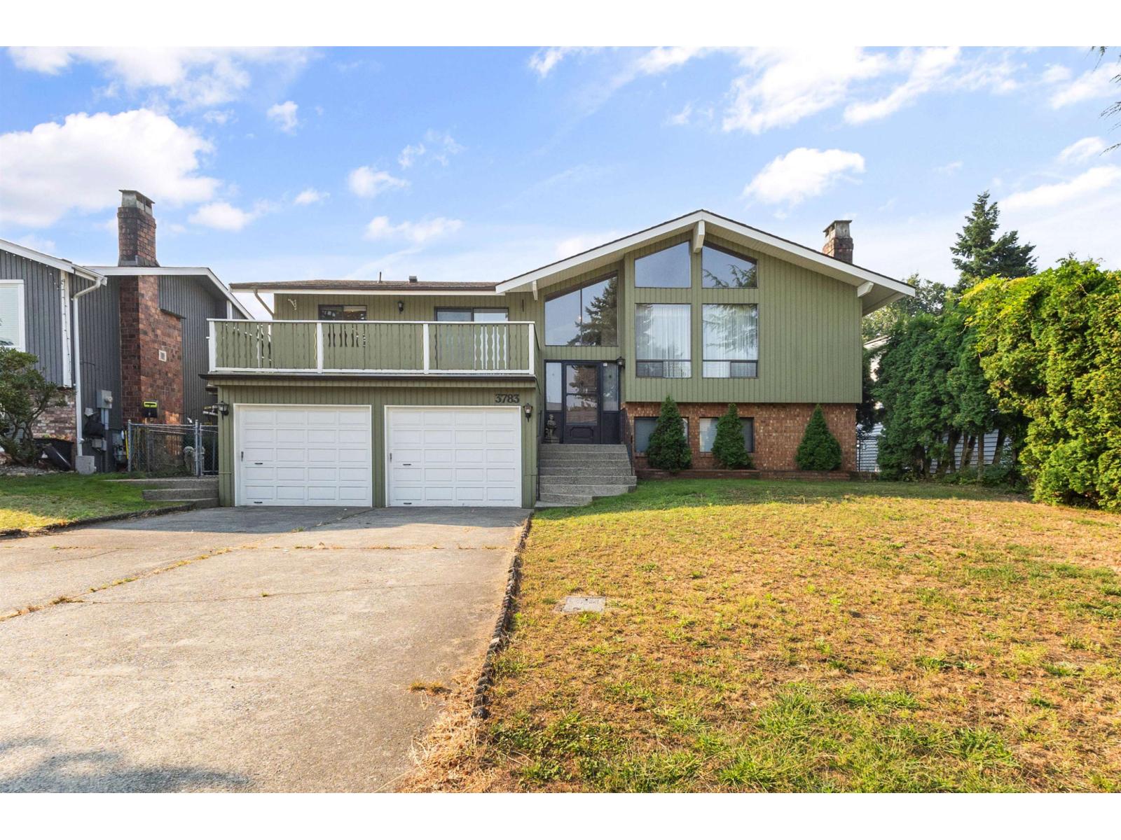 Photo 2 of 3783 Nanaimo Crescent, Abbotsford BC