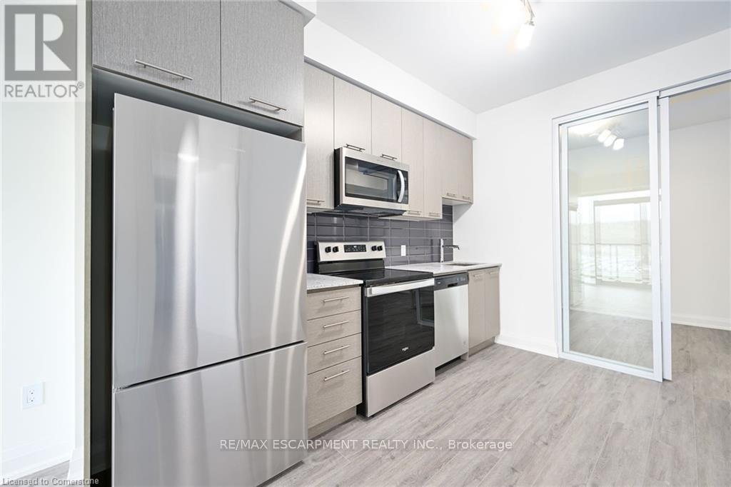Photo 23 of 901 385 Winston Road, Grimsby ON