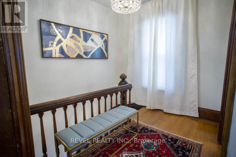 Photo 21 of 166 Brock Street, Brantford ON