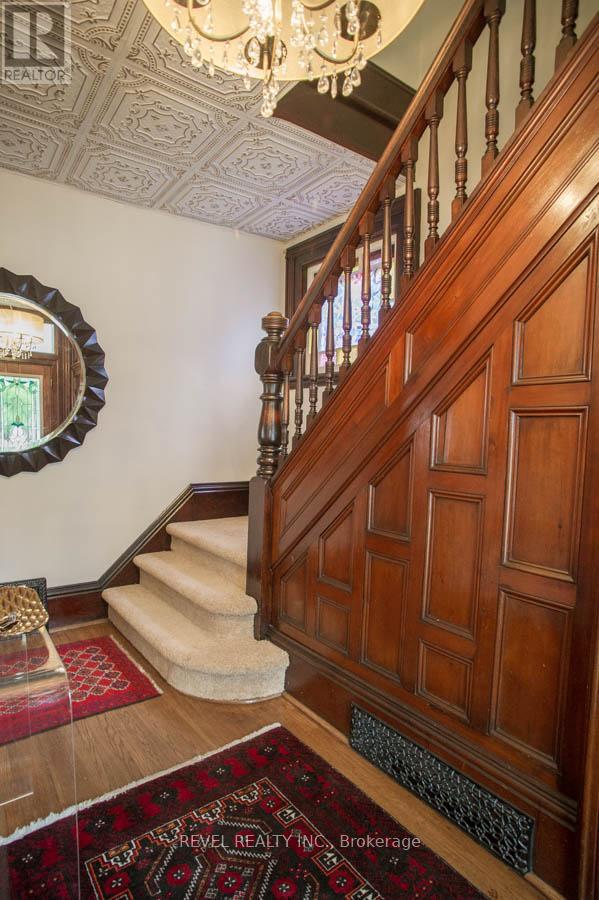 Photo 6 of 166 Brock Street, Brantford ON