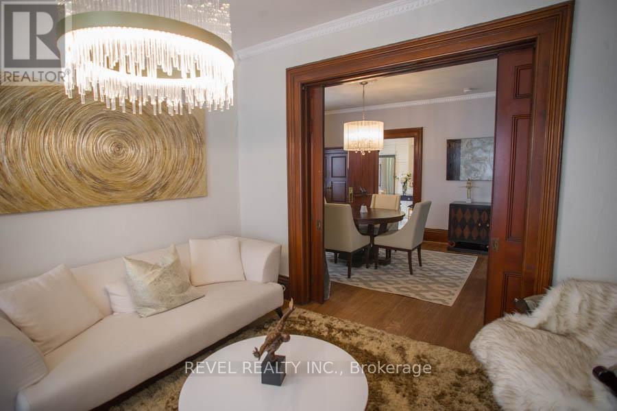 Photo 9 of 166 Brock Street, Brantford ON