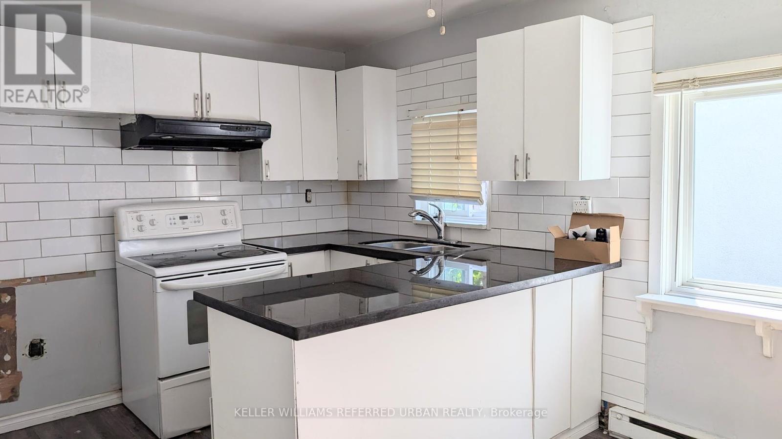 Photo 1 of 17 Churchill Street, St Catharines ON