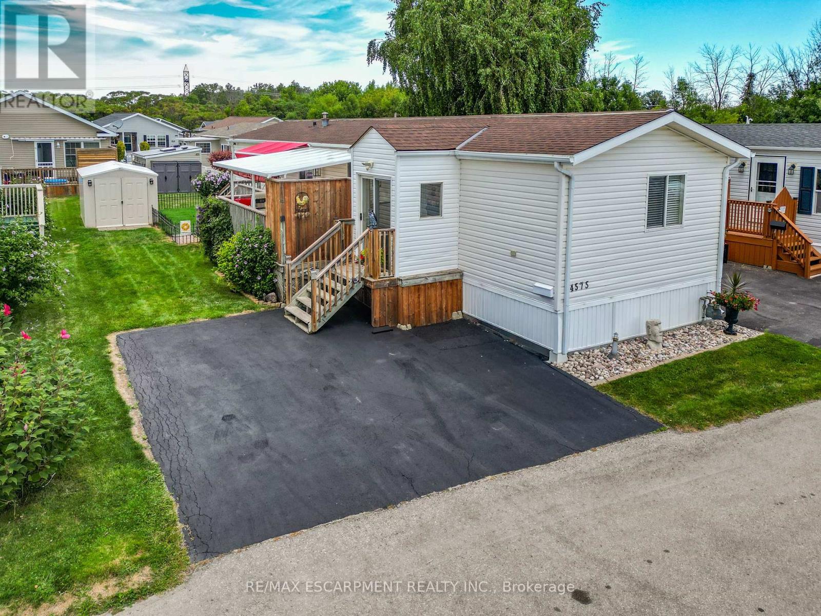 Photo 1 of 4575 Rebecca Lane, Lincoln ON