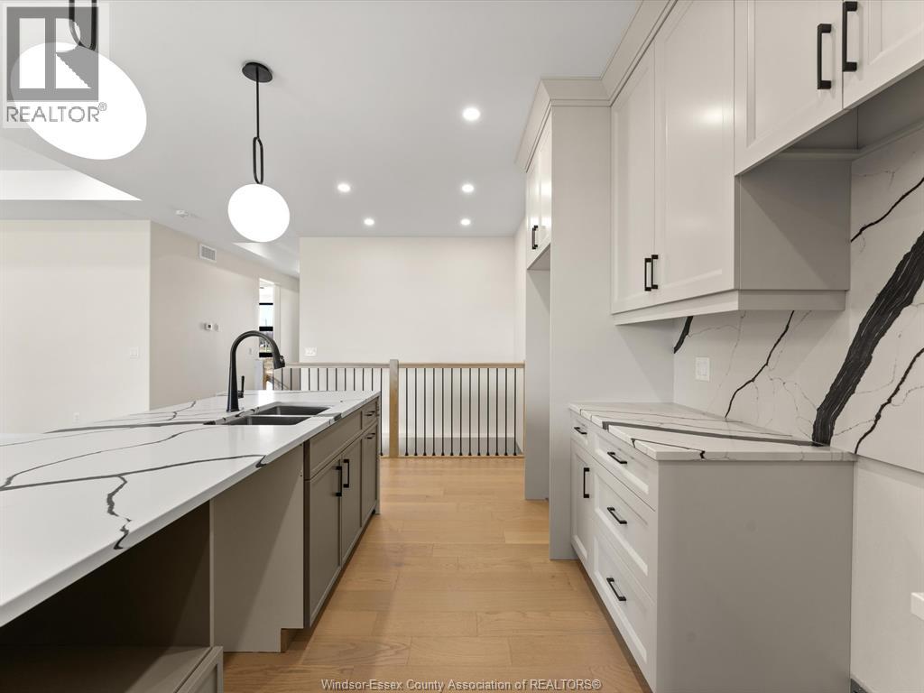 Photo 15 of 7588 Silverleaf Lane, Lasalle ON