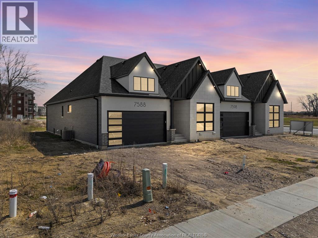 Photo 3 of 7588 Silverleaf Lane, Lasalle ON