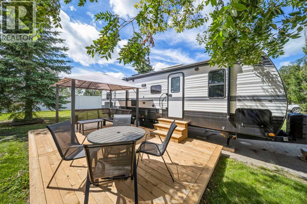 Photo 6 of 3049 25074 South Pine Lake Road, Rural Red Deer County AB