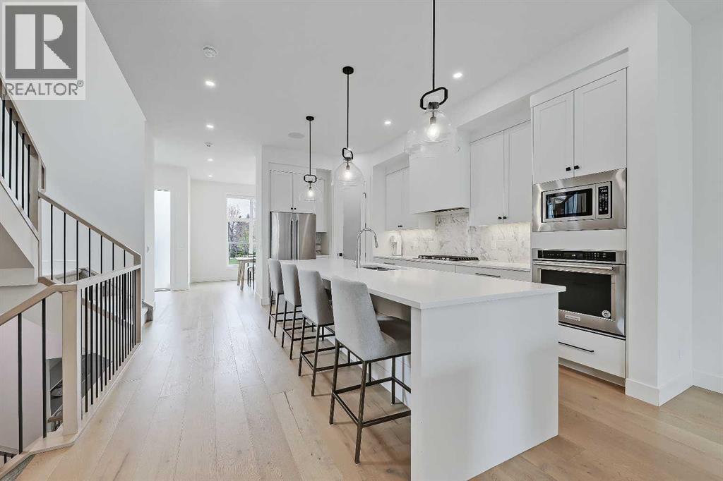 Photo 14 of 3204 Kerrydale Road Sw, Calgary AB