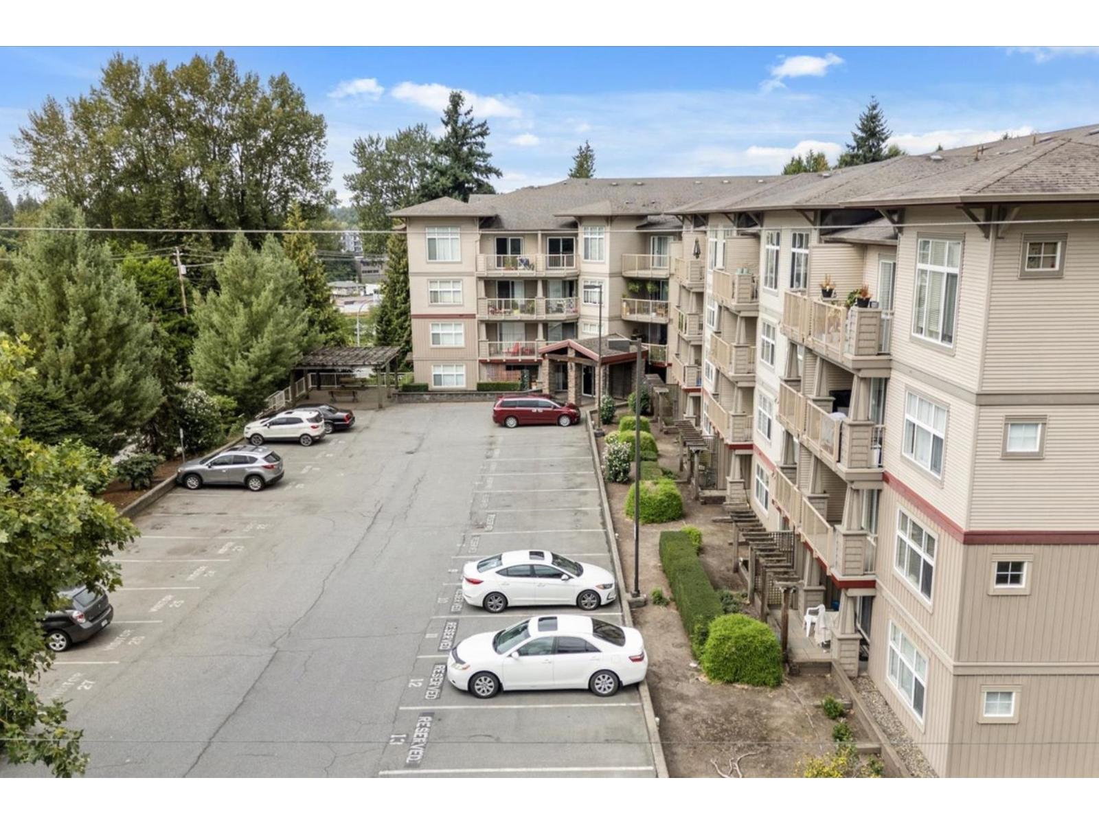 Photo 2 of 221 2515 Park Drive, Abbotsford BC