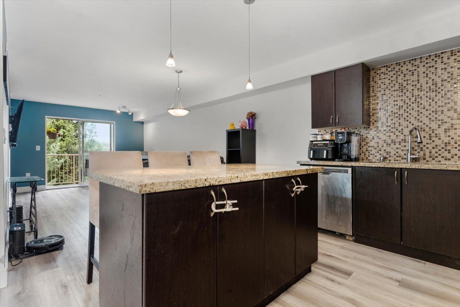 Photo 30 of 221 2515 Park Drive, Abbotsford BC