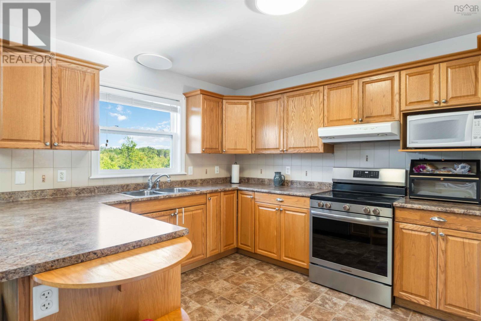 Photo 12 of 204 Payzant Drive, Windsor NS