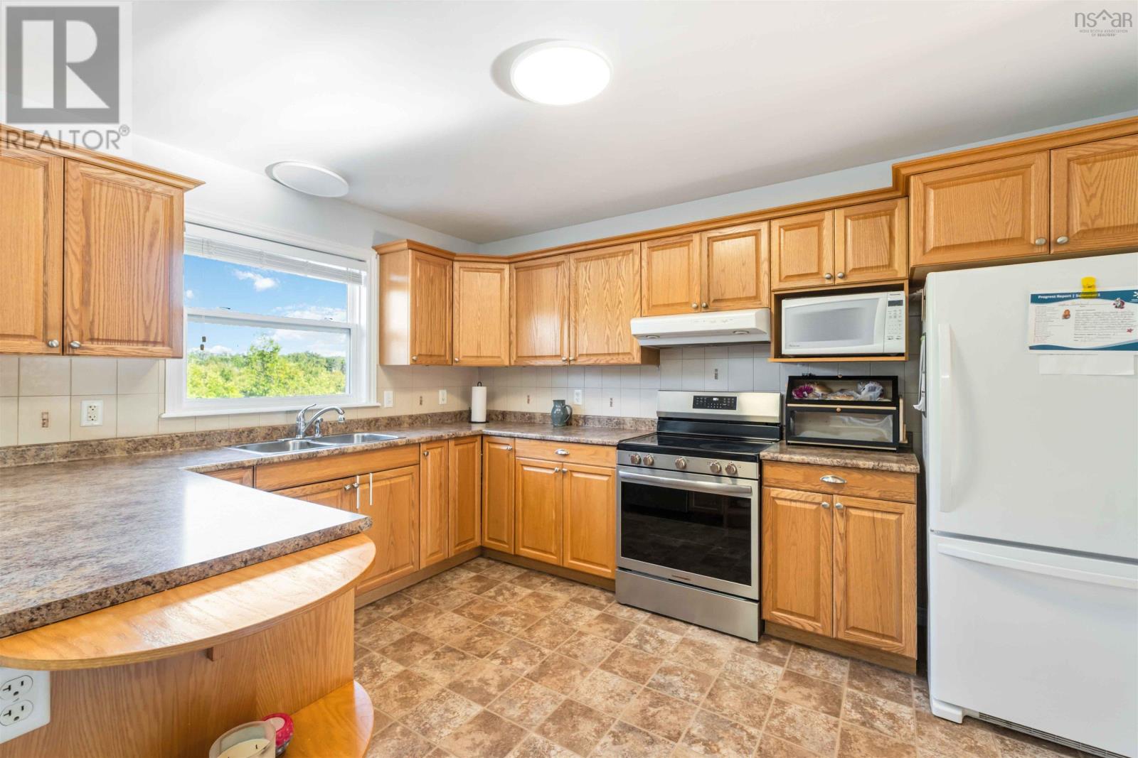 Photo 14 of 204 Payzant Drive, Windsor NS