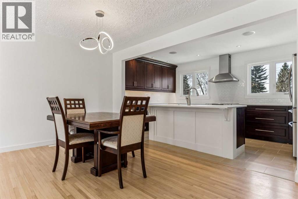Photo 13 of 139 Cornwallis Drive Nw, Calgary AB