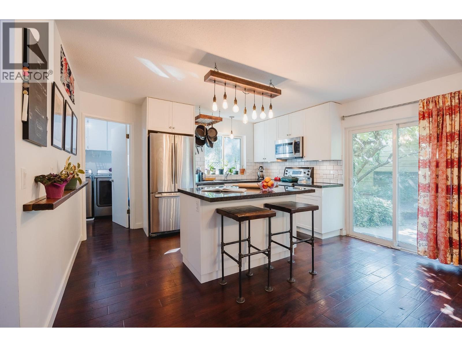 Photo 3 of 37 6245 Sheridan Road, Richmond BC