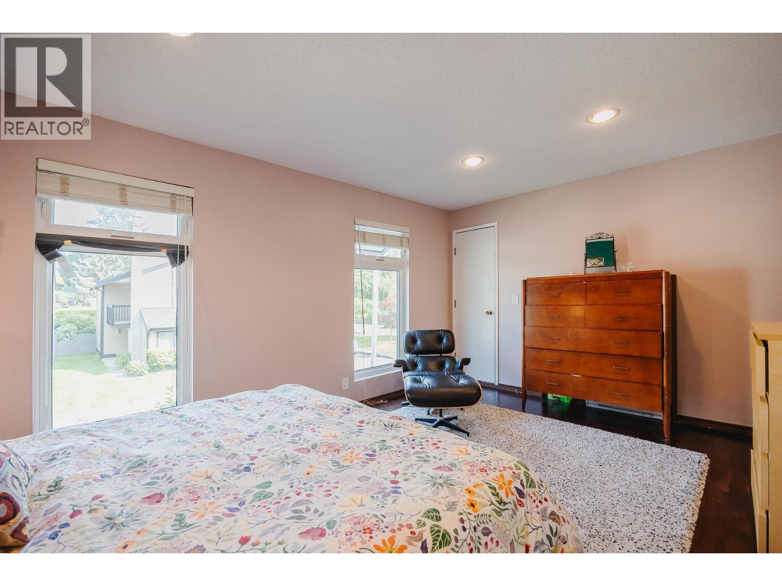 Photo 18 of 37 6245 Sheridan Road, Richmond BC