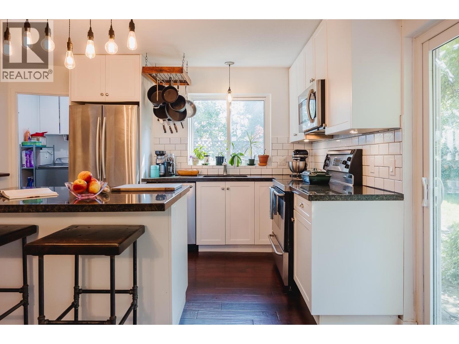 Photo 6 of 37 6245 Sheridan Road, Richmond BC