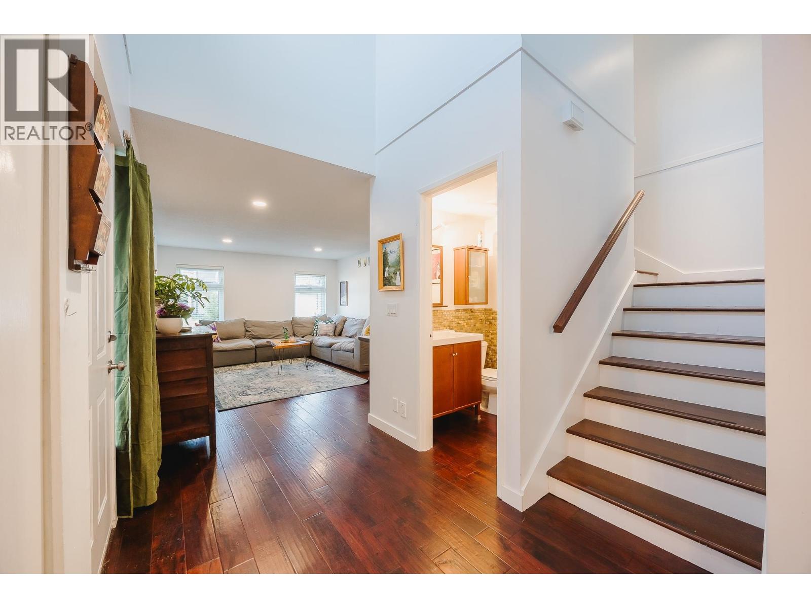 Photo 16 of 37 6245 Sheridan Road, Richmond BC