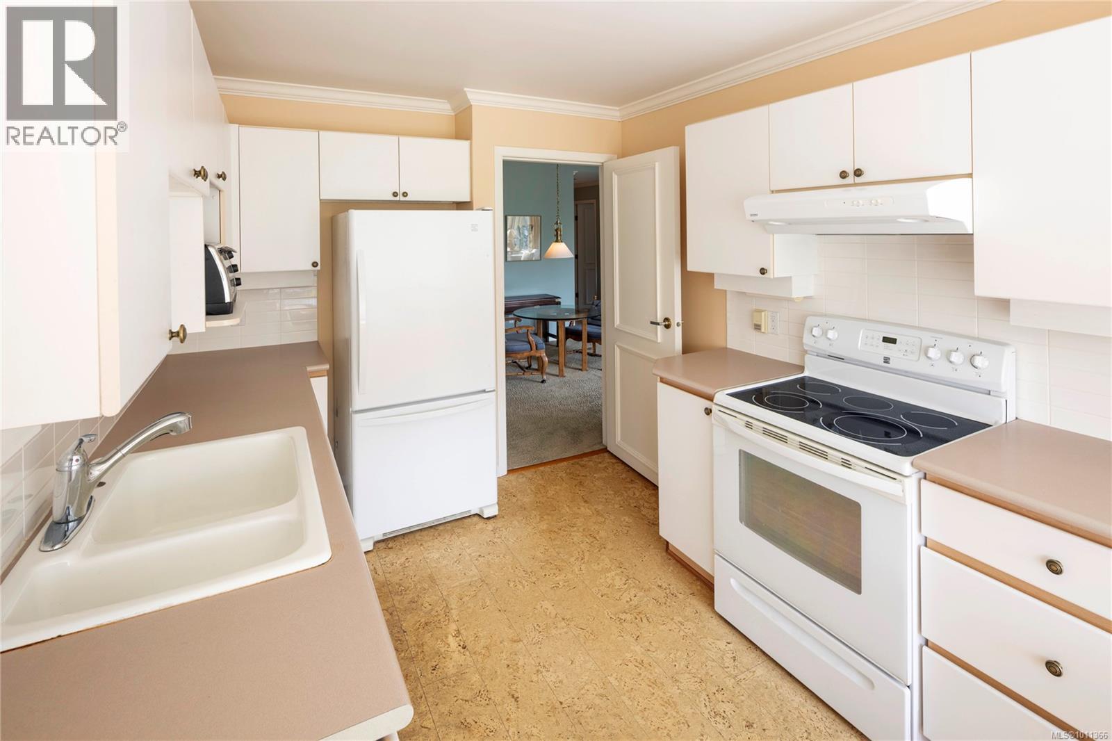 Photo 11 of 460 188 Douglas St, Victoria BC