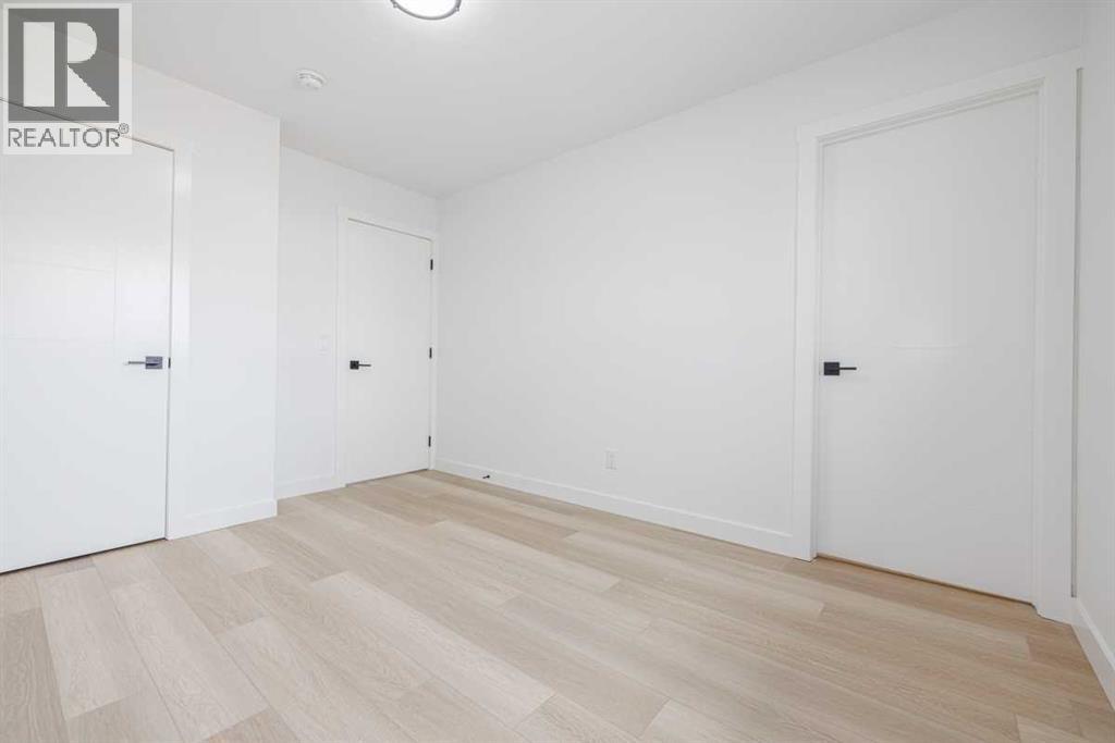 Photo 10 of 64 Malvern Crescent Ne, Calgary AB