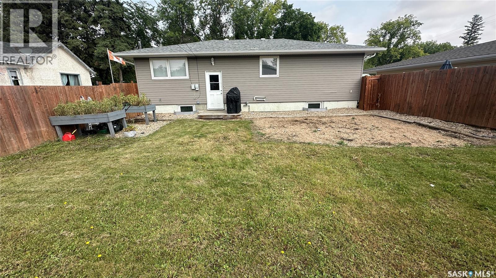 Photo 24 of 1010 105th Avenue, Tisdale SK