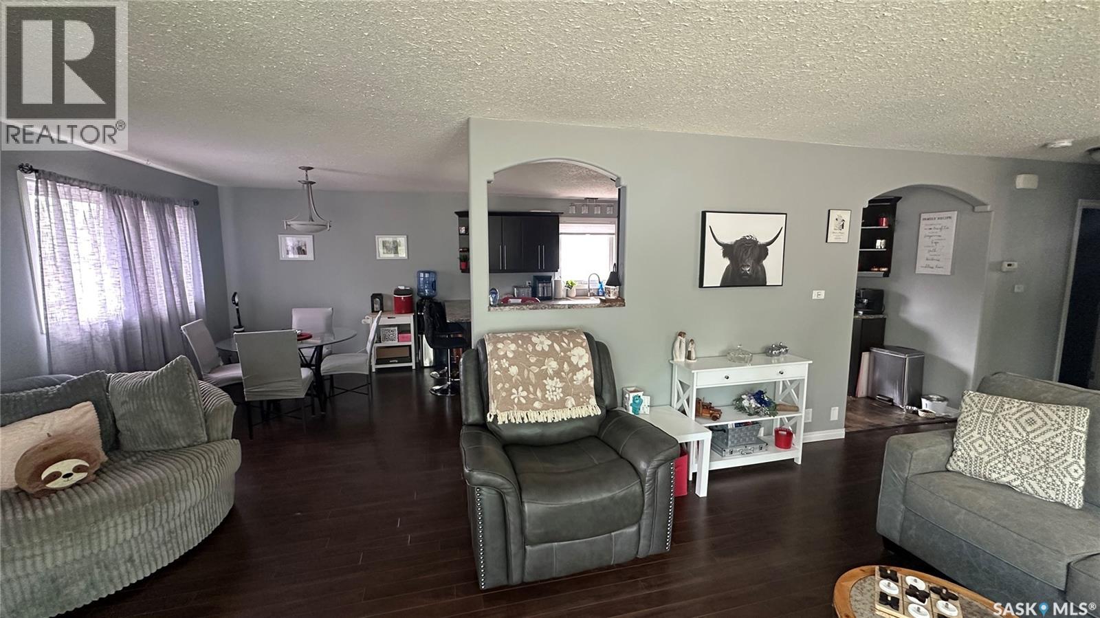 Photo 6 of 1010 105th Avenue, Tisdale SK