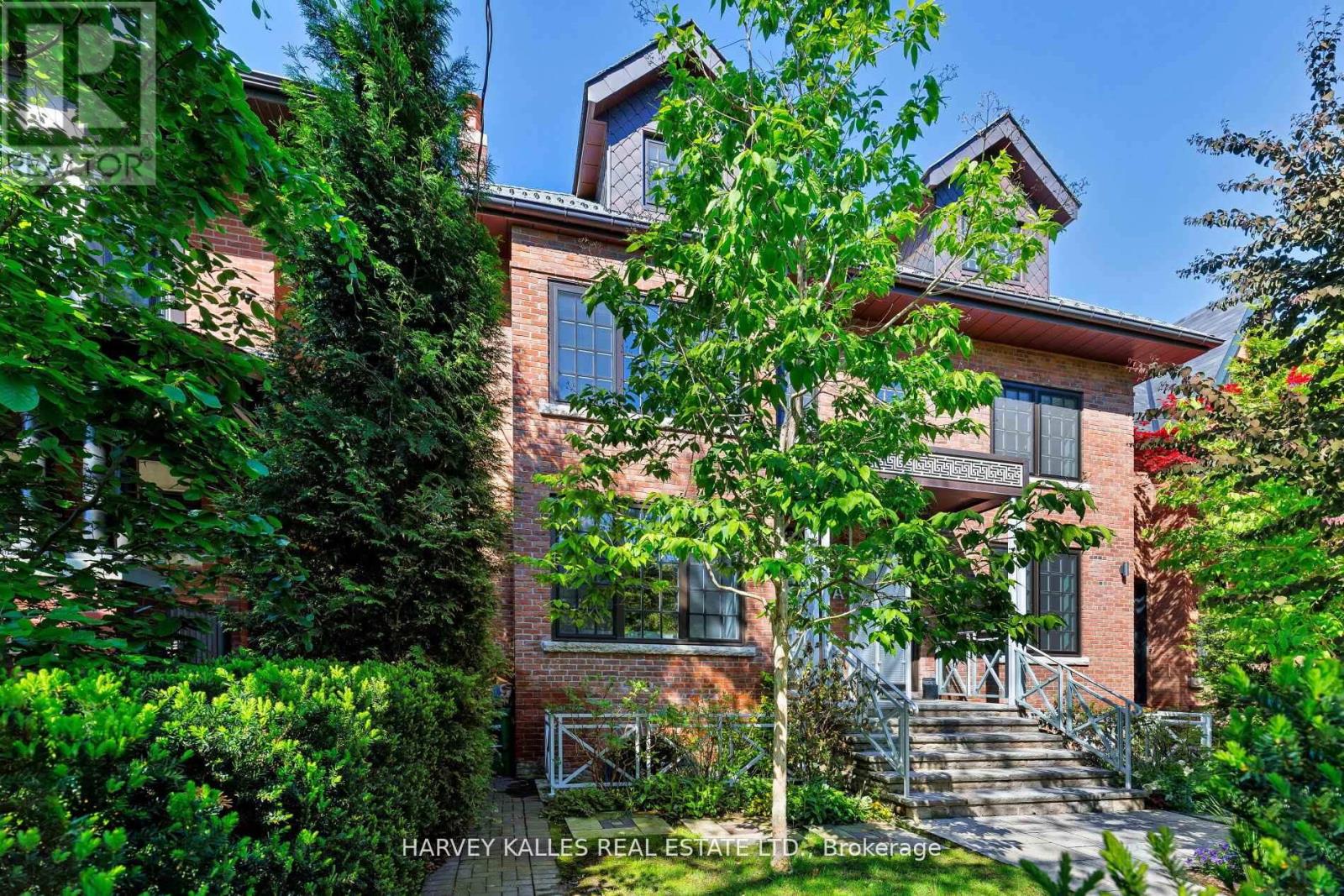 Photo 1 of 94 A Admiral Road, Toronto ON