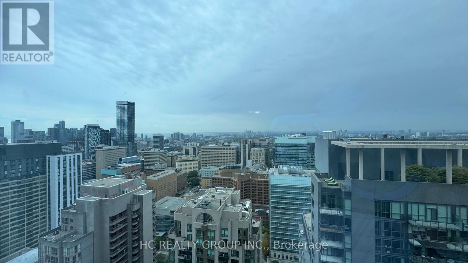 Photo 5 of 4209 763 Bay Street, Toronto ON
