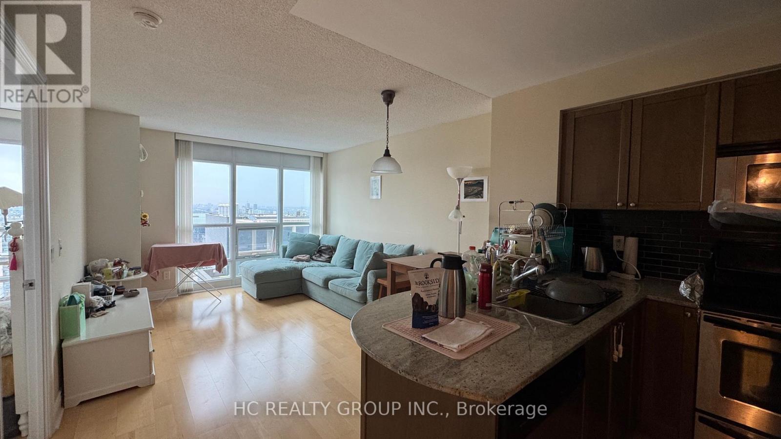 Photo 7 of 4209 763 Bay Street, Toronto ON