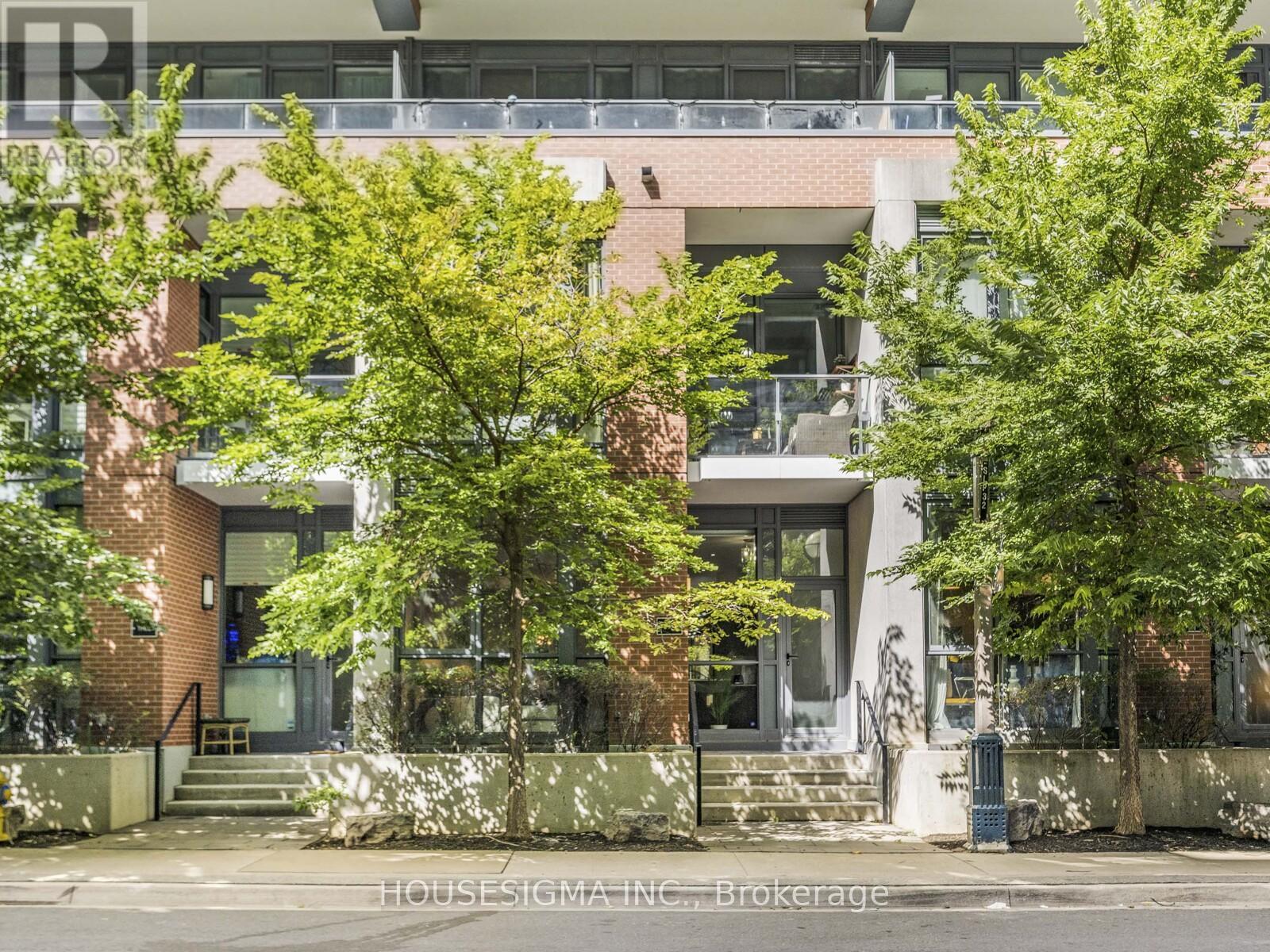 Photo 1 of Th 03 32 Bruyers Mews, Toronto ON