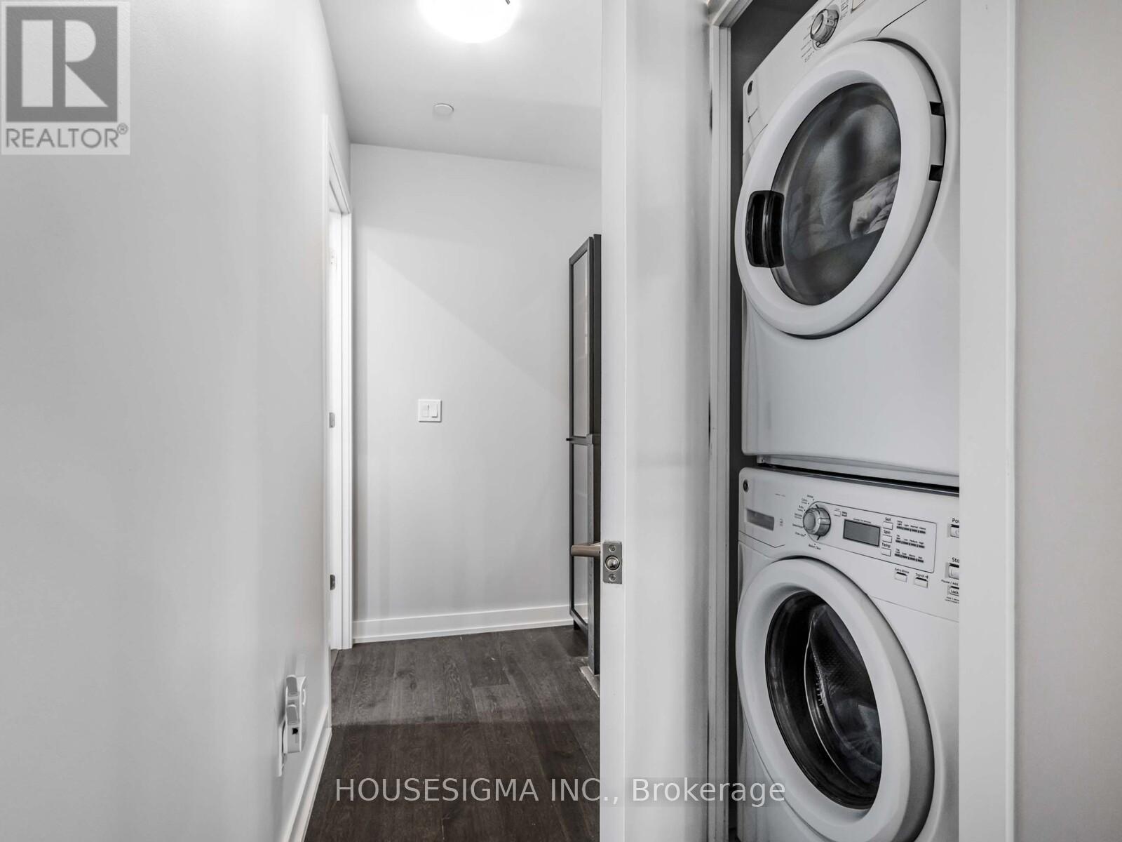 Photo 27 of Th 03 32 Bruyers Mews, Toronto ON