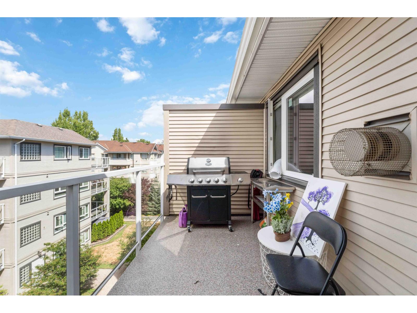 Photo 16 of 402 8142 120 A Street, Surrey BC