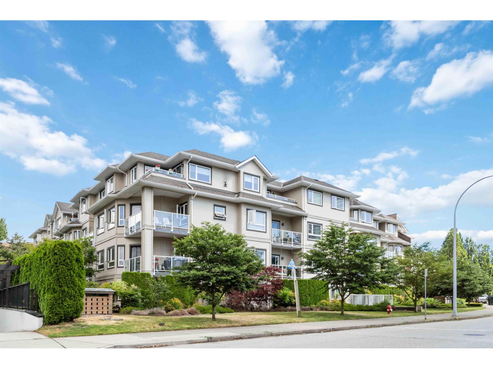 Photo 30 of 402 8142 120 A Street, Surrey BC