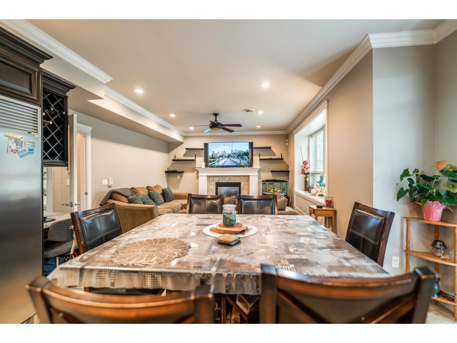 Photo 22 of 18933 55 Avenue, Surrey BC