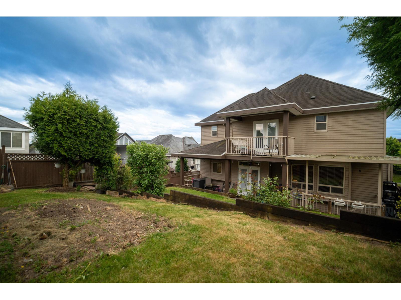Photo 29 of 18933 55 Avenue, Surrey BC