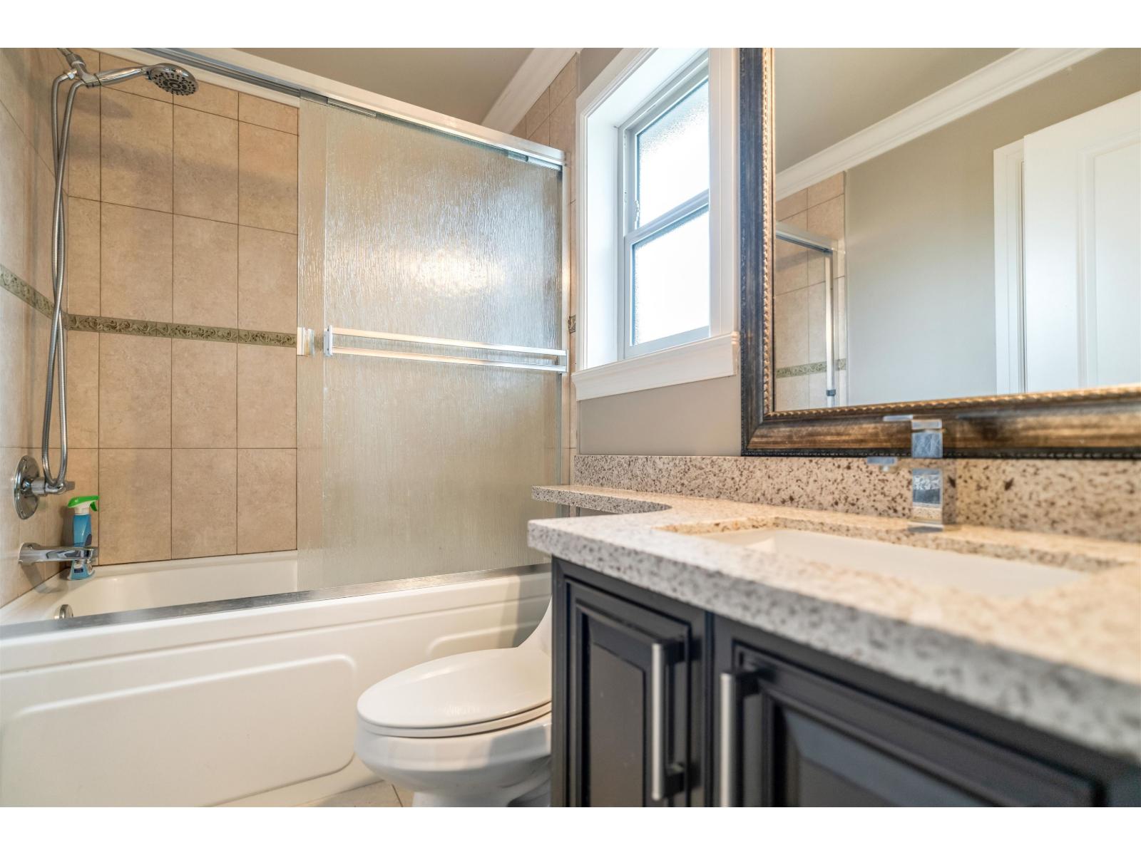 Photo 40 of 18933 55 Avenue, Surrey BC