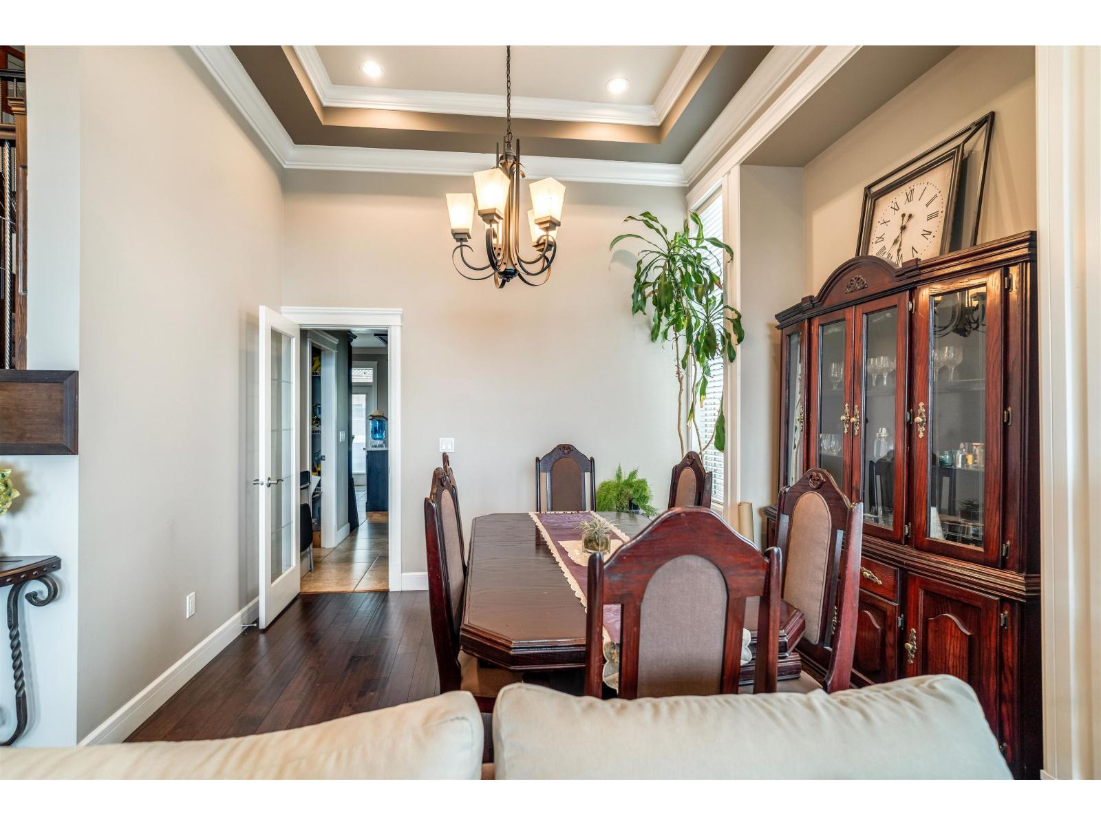 Photo 6 of 18933 55 Avenue, Surrey BC