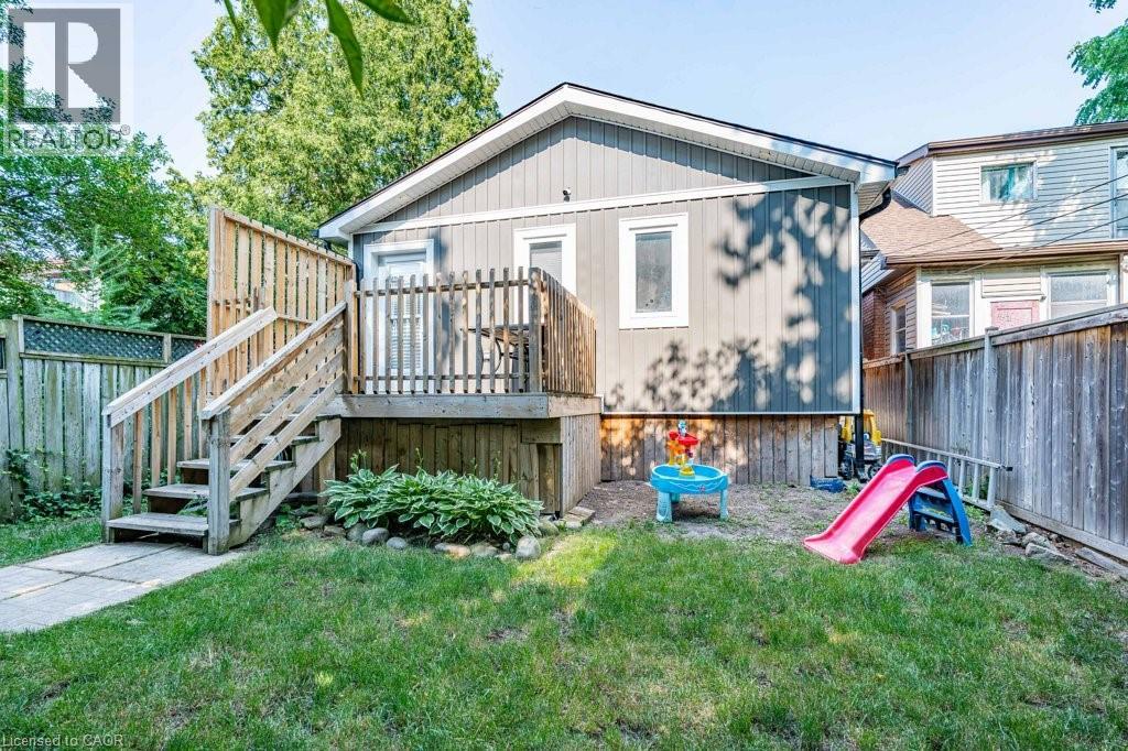 Photo 33 of 18 Park Row N, Hamilton ON