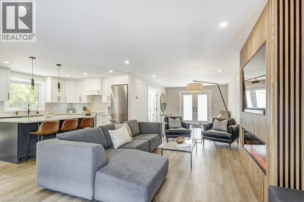 Photo 11 of 542 Paris Road, Paris ON