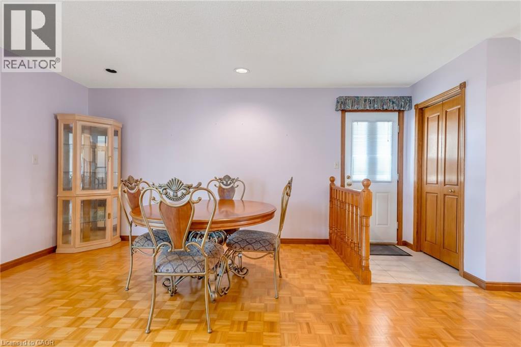 Photo 17 of 203 Margaret Avenue, Hamilton ON