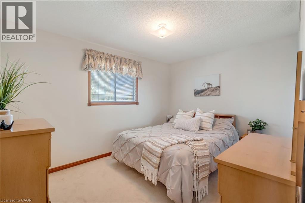 Photo 23 of 203 Margaret Avenue, Hamilton ON