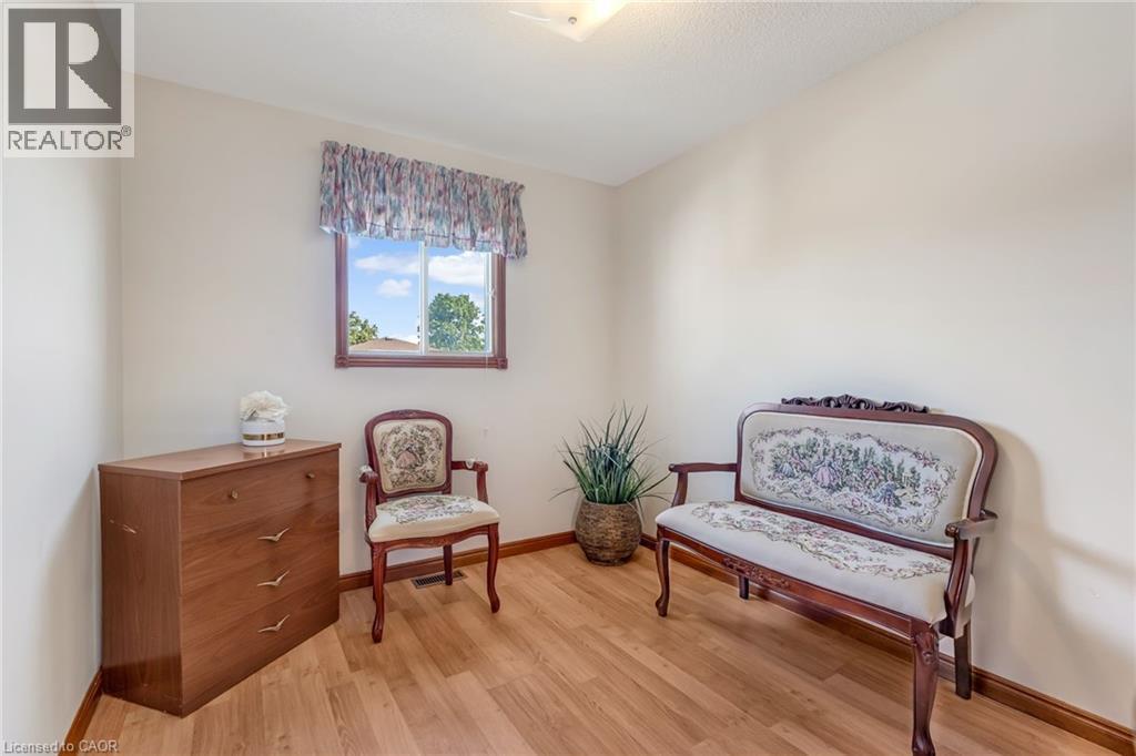 Photo 26 of 203 Margaret Avenue, Hamilton ON
