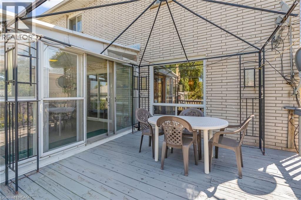 Photo 31 of 203 Margaret Avenue, Hamilton ON