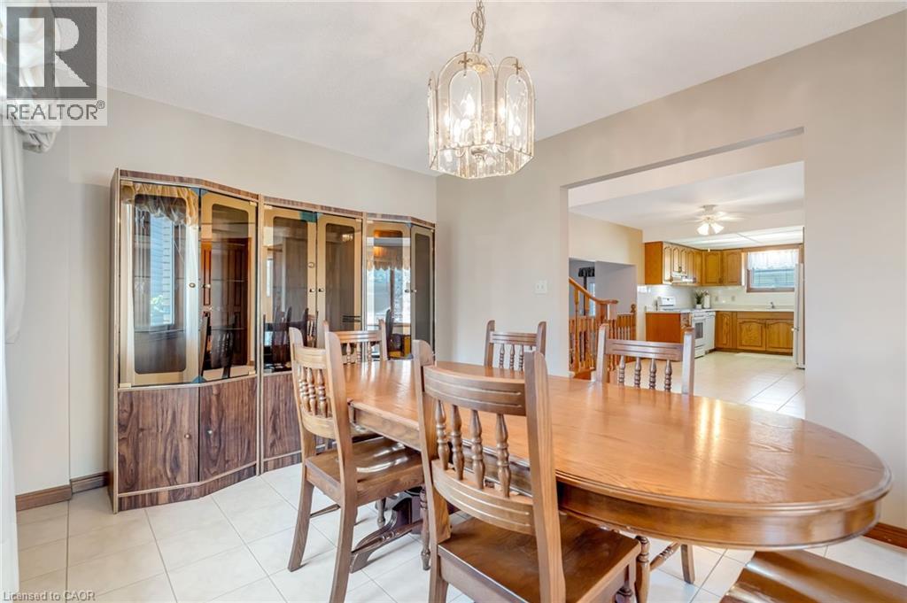 Photo 6 of 203 Margaret Avenue, Hamilton ON