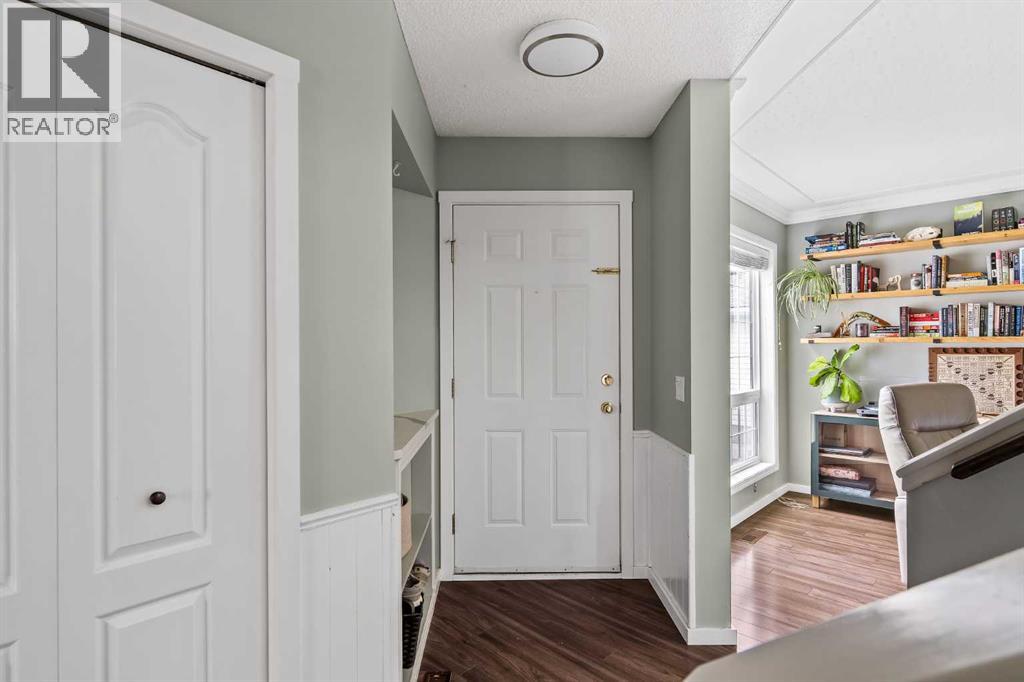 Single Family House for Sale in  Hidden Valley Drive NW Hidden Valley Calgary 