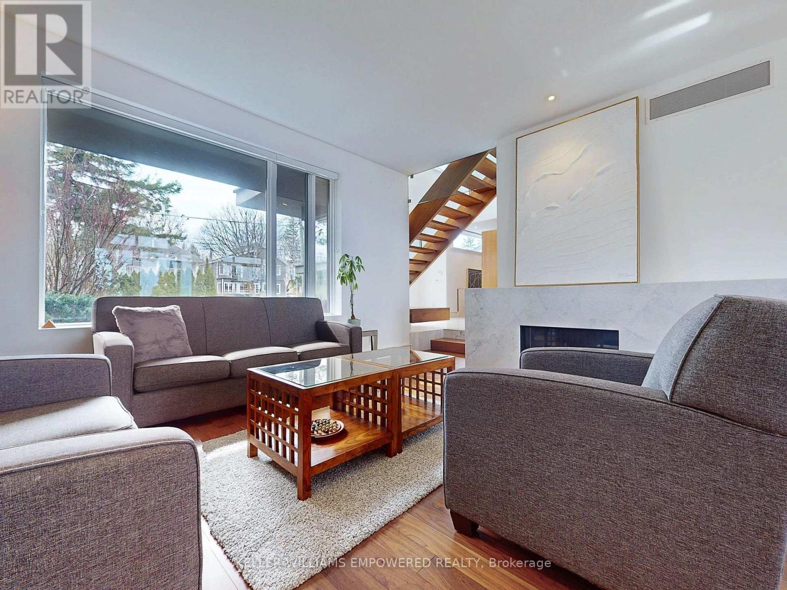 Photo 22 of 9 Fenwood Heights, Toronto ON