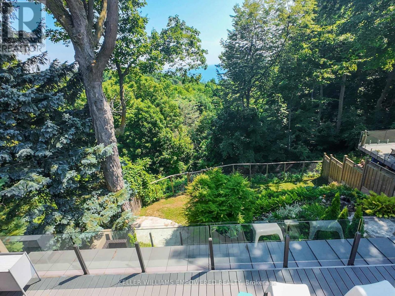 Photo 45 of 9 Fenwood Heights, Toronto ON