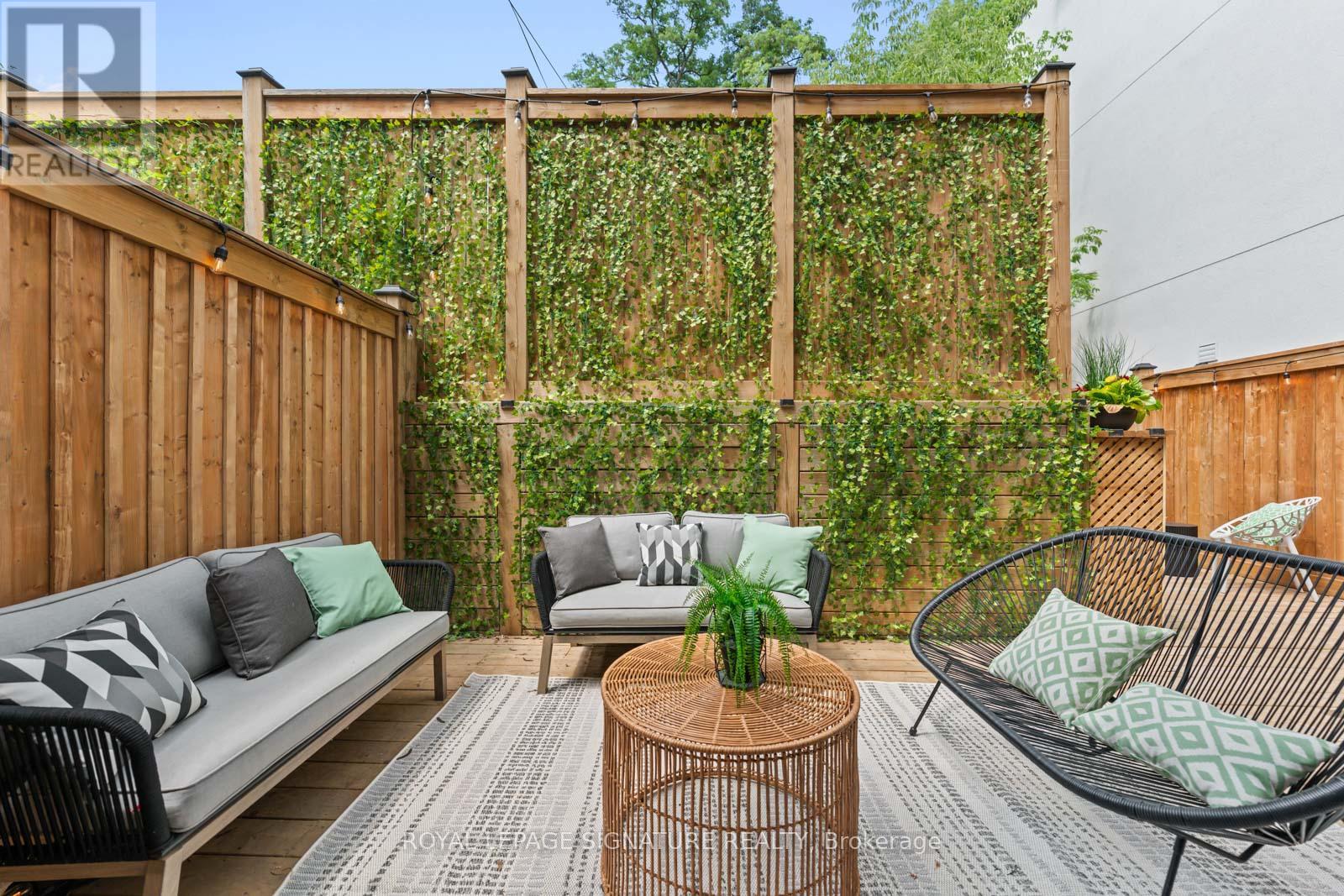 Photo 17 of 24 Harriet Street, Toronto ON
